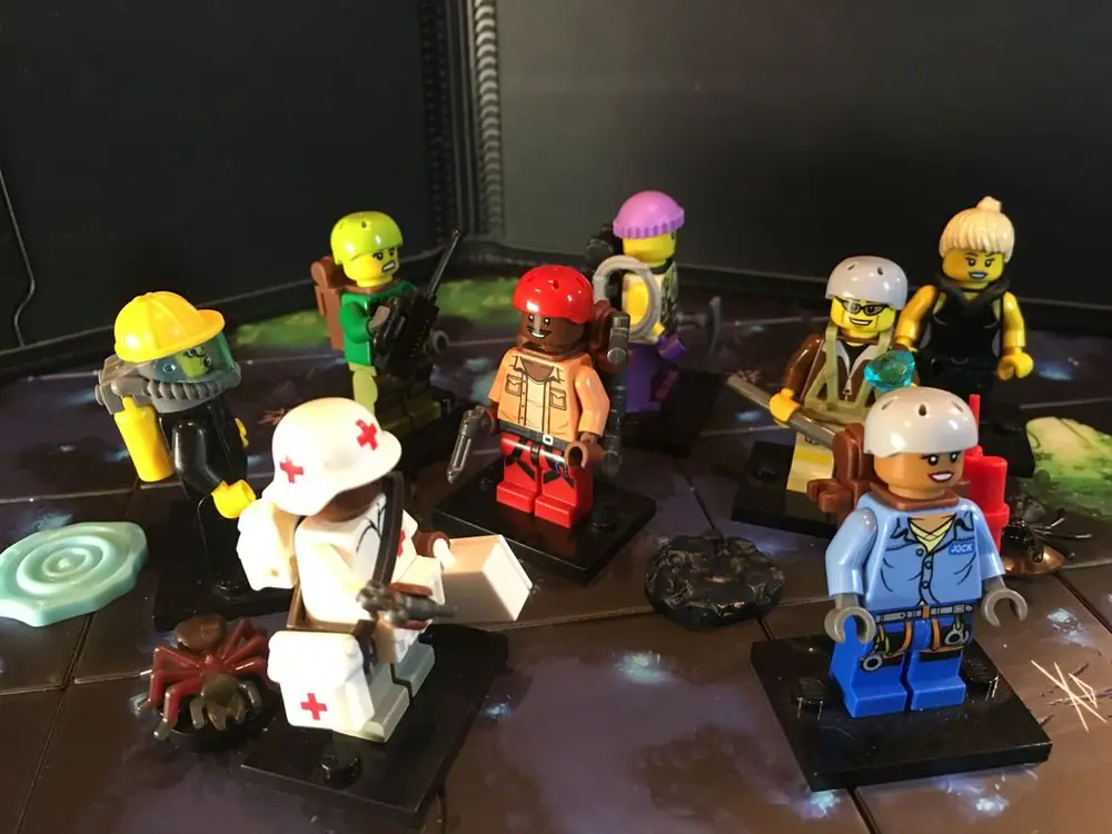 Minifigs instead of Meeples
