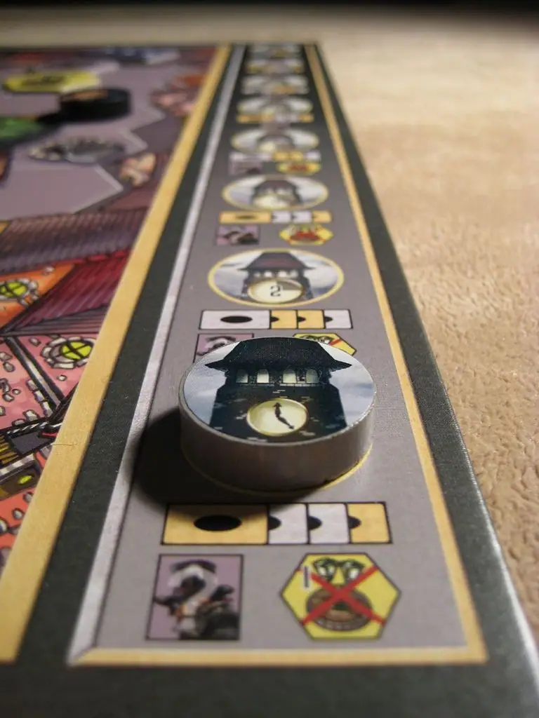 The clock piece on the turn tracker