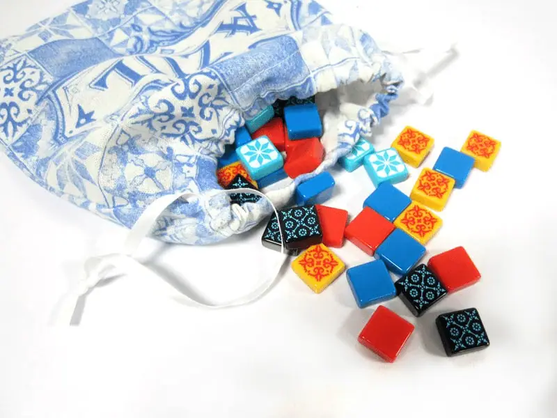 Bag with tiles