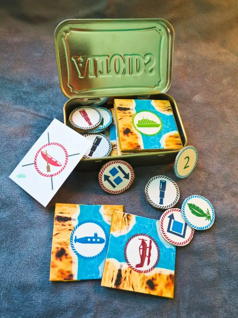 Captain Jack Pocket, an ultra-pocket-sized Altoids tin retheme.