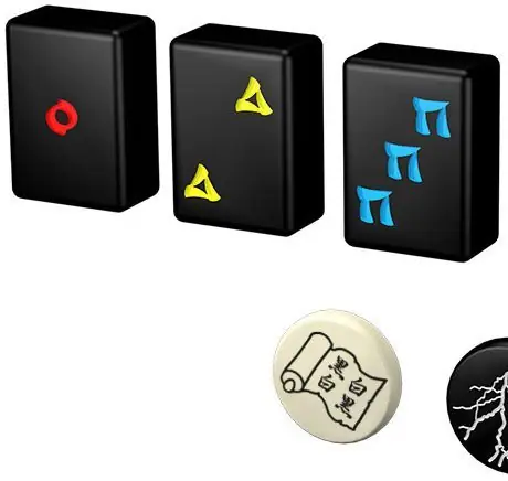 Hanabi Deluxe, ABACUSSPIELE, 2013 – tiles replace cards in the deluxe edition (image provided by the publisher)